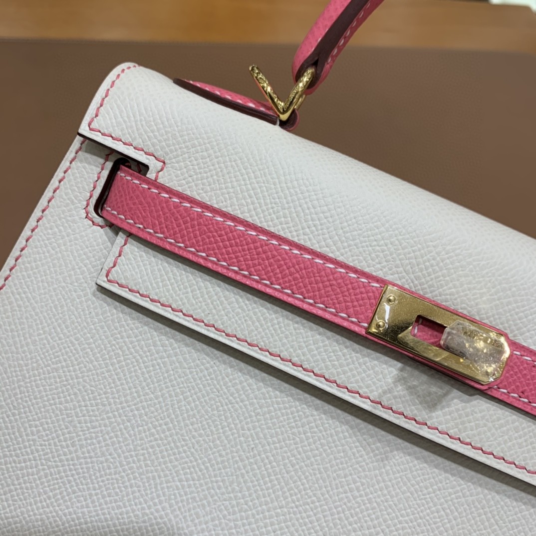 Hermès（爱马仕） Kelly 凯莉包 epsom 唇膏粉拼奶昔白 金扣 反色线 25cm