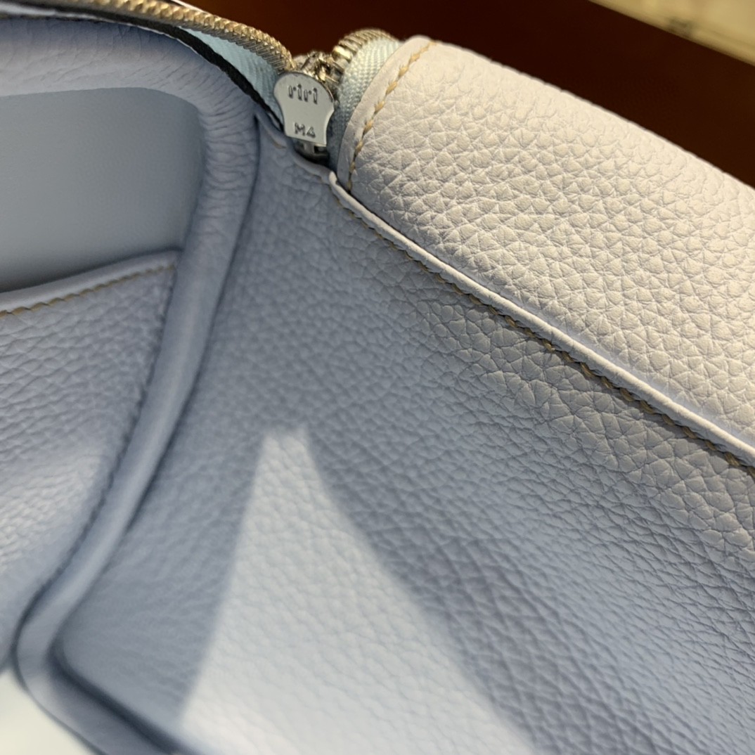 Hermès（爱马仕）Lindy 琳迪包 TC T0 雾蓝色 银扣 26cm