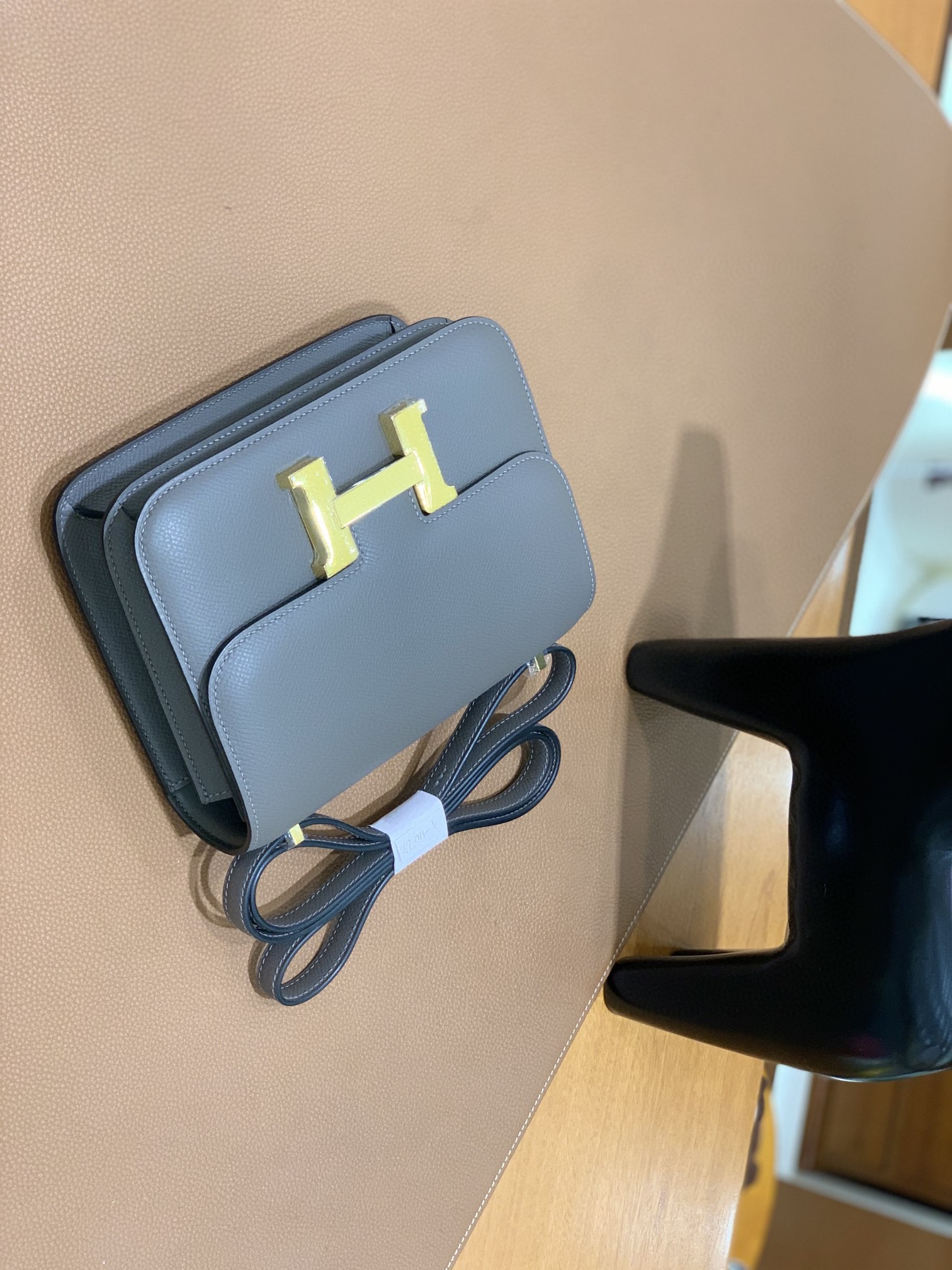 Hermès（爱马仕）Constance 空姐包 Epsom 锡器灰 19cm 金扣