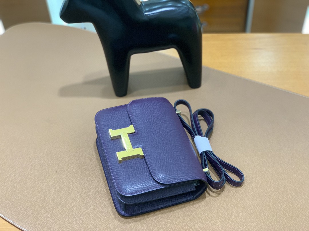 Hermès（爱马仕）Constance 空姐包 Epsom 葡萄紫 19cm 金扣