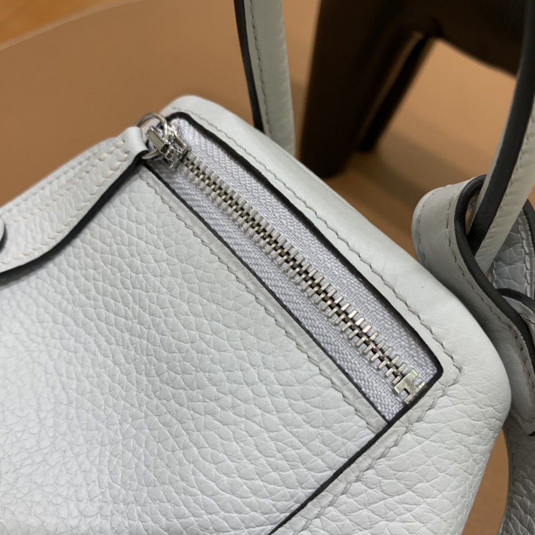 Hermès（爱马仕）minilindy 迷你琳迪 TC 雾蓝色 银扣