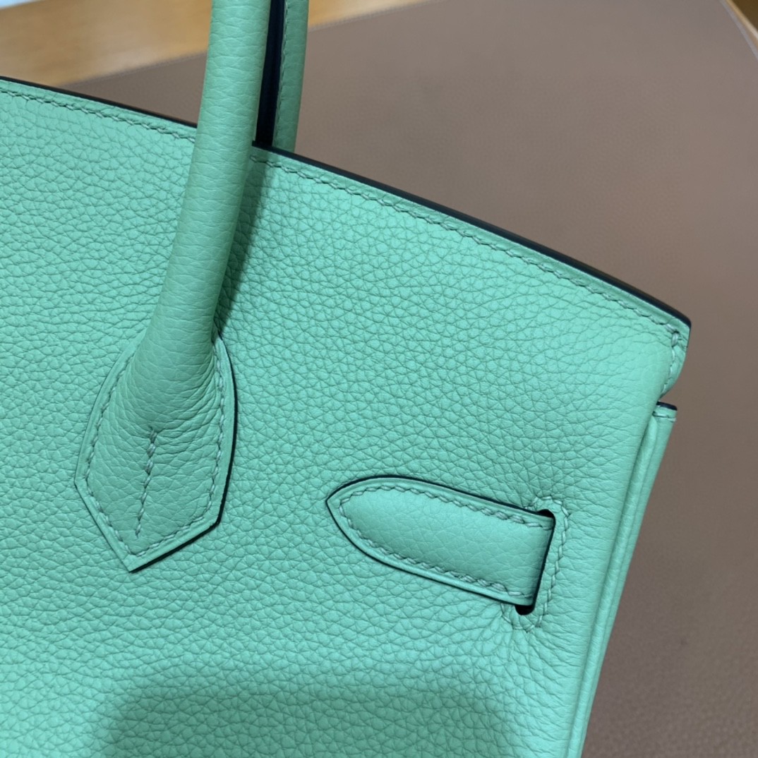 Hermès（爱马仕）Birkin 铂金包 Togo 3i 牛油果绿 金扣 30cm