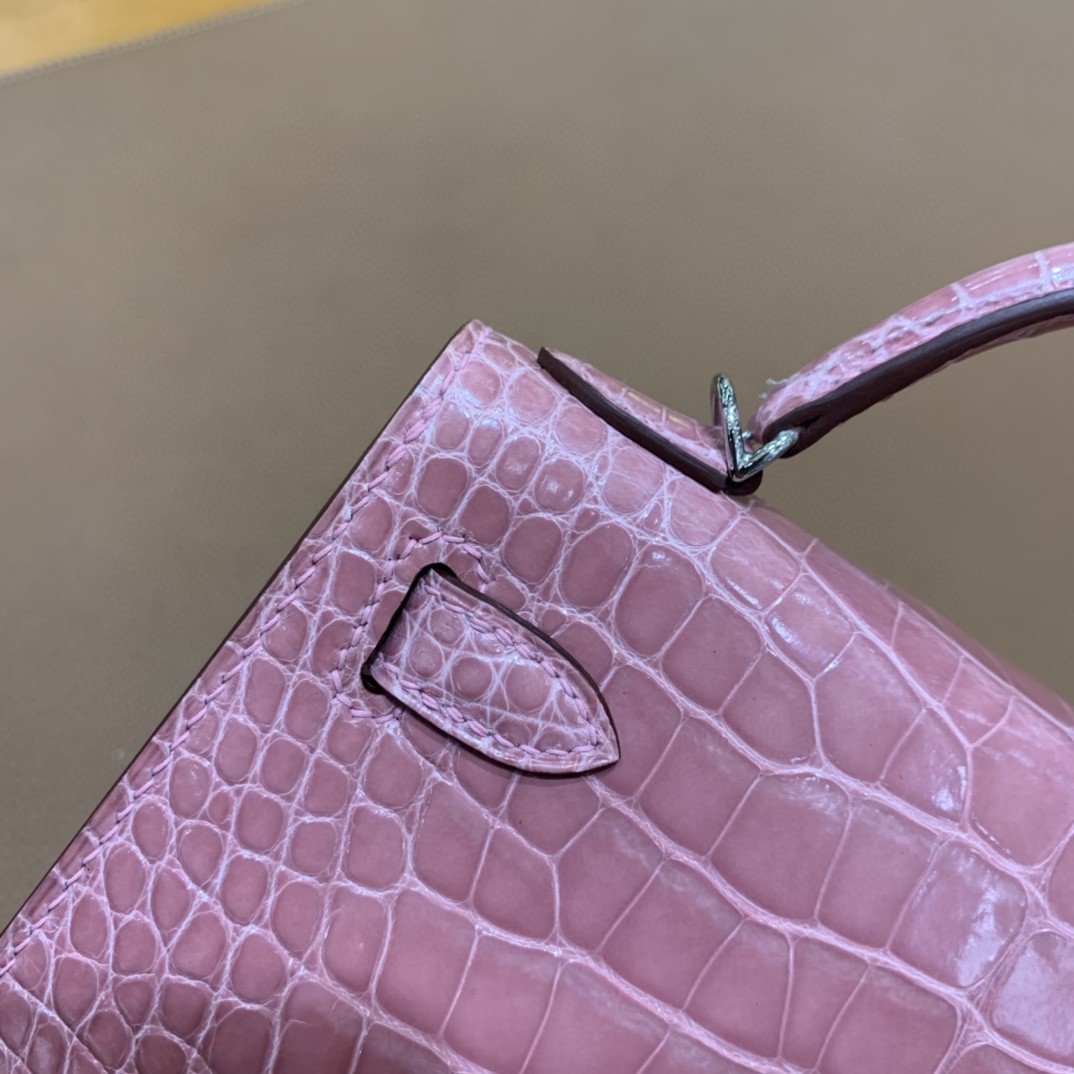 Hermès（爱马仕）minikelly 迷你凯莉 美洲鳄 樱花粉 19cm 银扣