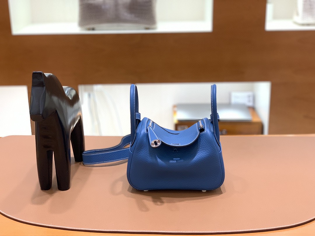 Hermès（爱马仕）minilindy 迷你琳迪包 TC 牛仔蓝 银扣
