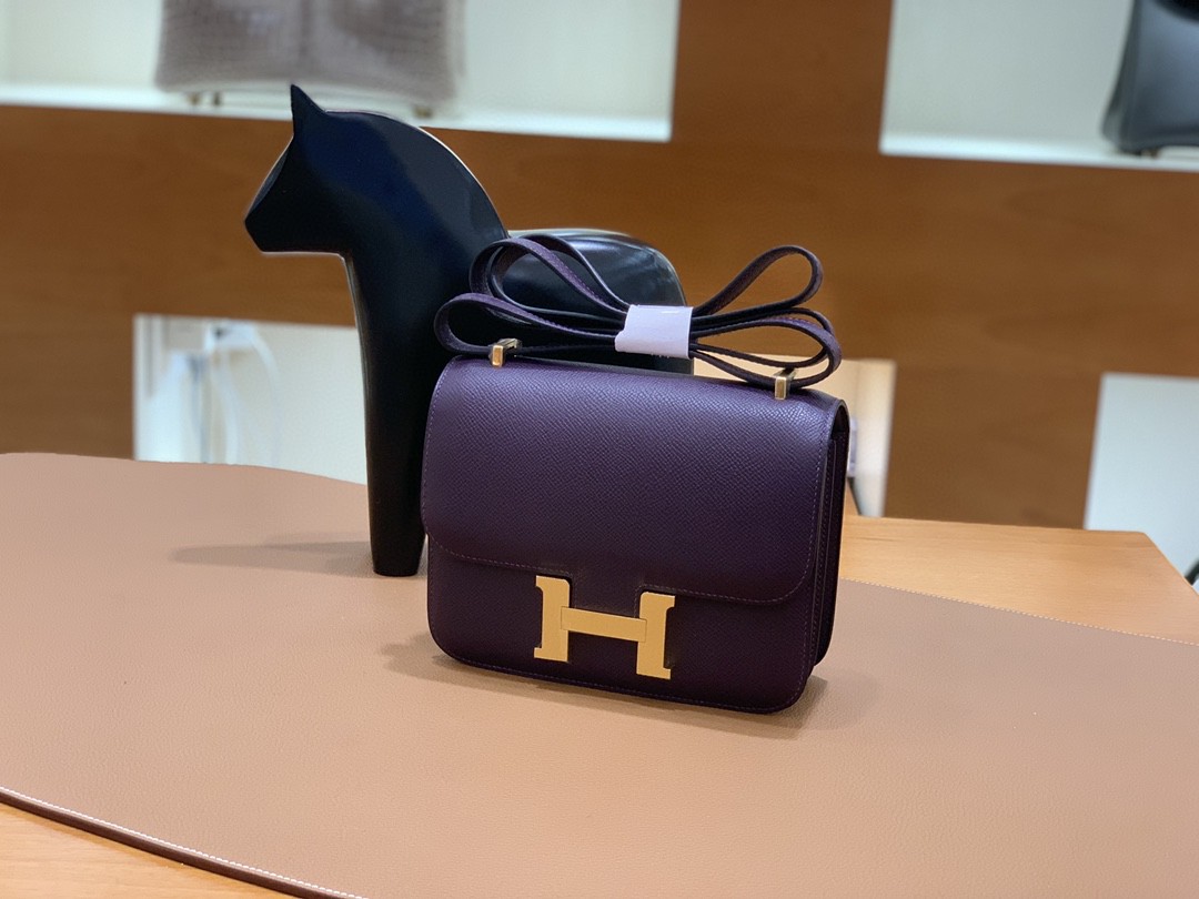 Hermès（爱马仕）Constance 空姐包 Epsom 葡萄紫 19cm 金扣