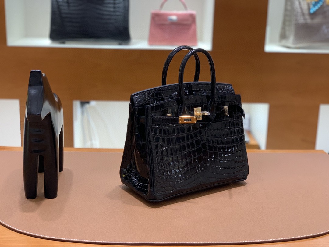 Hermès（爱马仕）Birkin 铂金包 亮面尼罗鳄 黑色 金扣 25cm