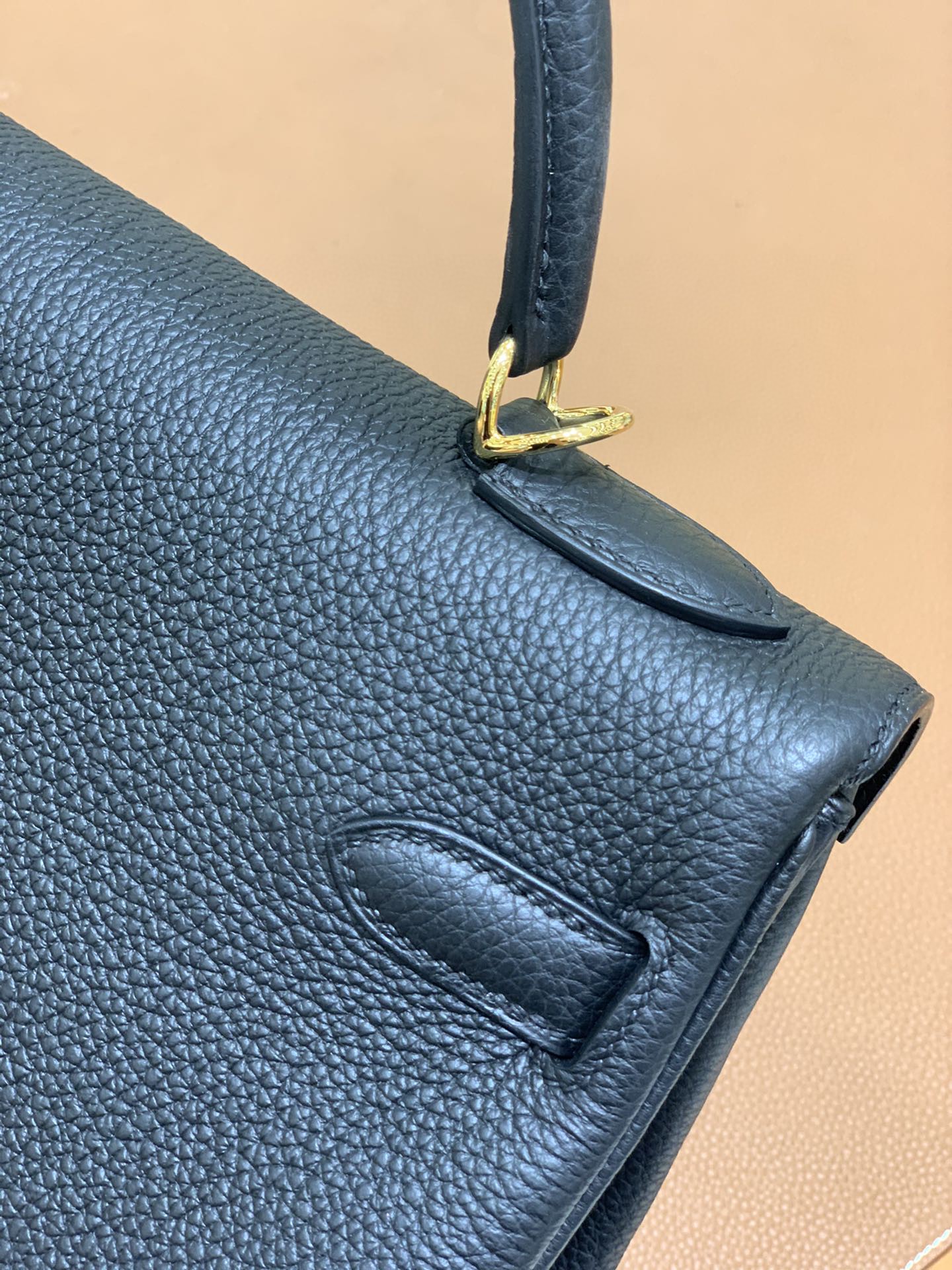 Hermès（爱马仕）Kelly 凯莉包 Togo 黑色 金扣 35cm