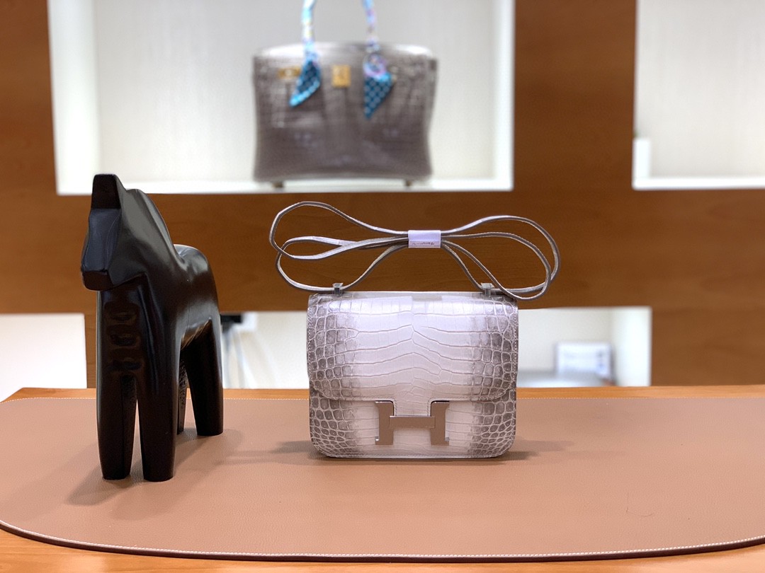 Hermès（爱马仕）Constance 空姐包 尼罗鳄 喜马拉雅 银扣 19cm