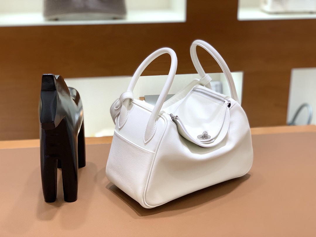 Hermès（爱马仕）Lindy 琳迪包 Evercolor 纯白 银扣 26cm