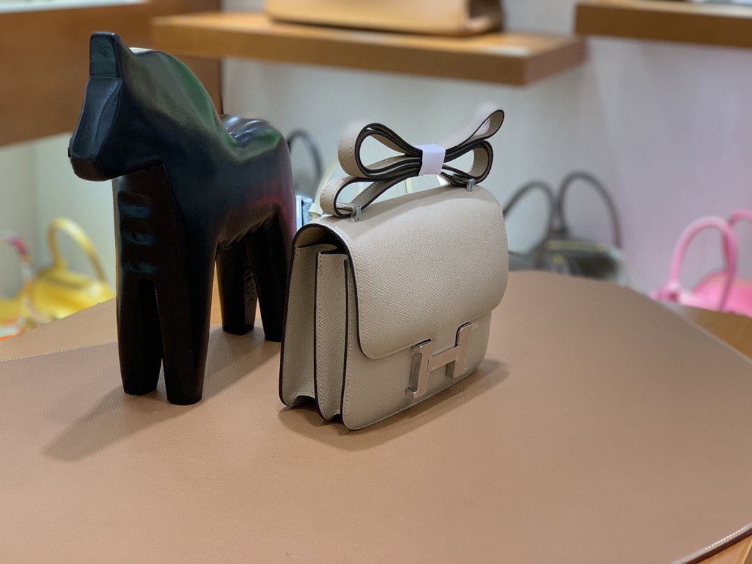 Hermès（爱马仕）Constance 空姐包 Epsom 斑鸠灰 19cm 银扣