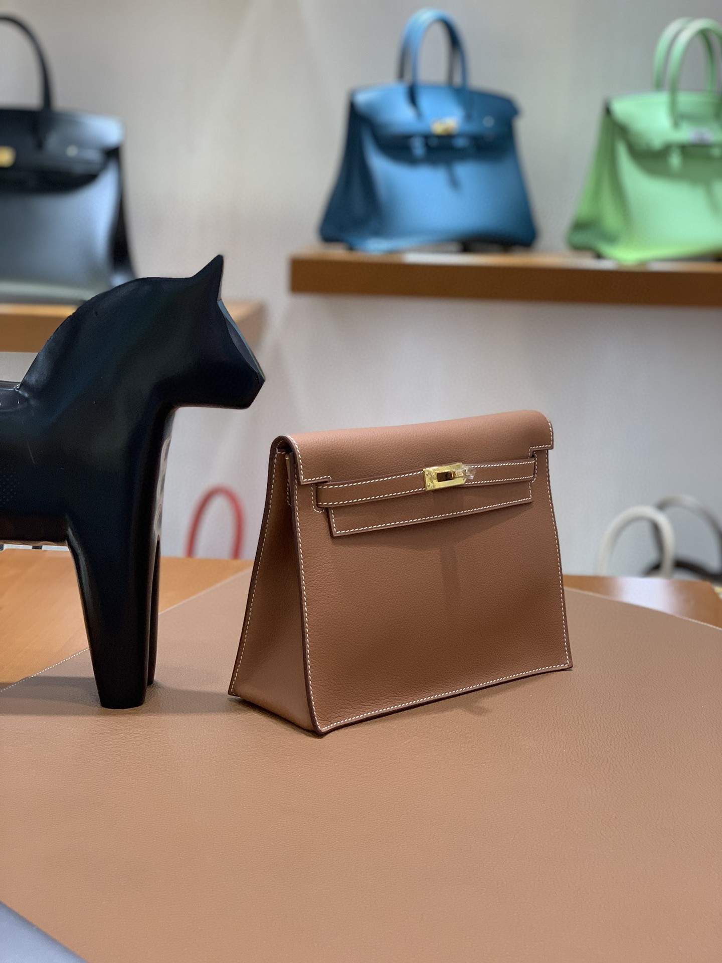 Hermès（爱马仕）Evercolor 金棕色 Kelly danse 22cm 金扣 现货