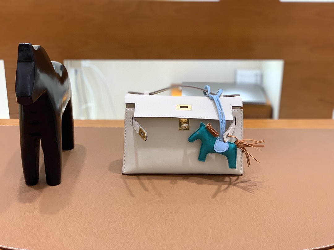 Hermès（爱马仕）mini Kelly 迷你凯莉 swift 奶昔白 金扣 22