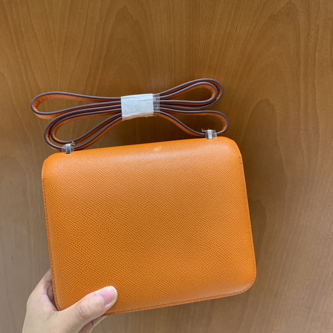 Hermès（爱马仕）Constance 空姐包 Epsom 橙色 19cm 银扣