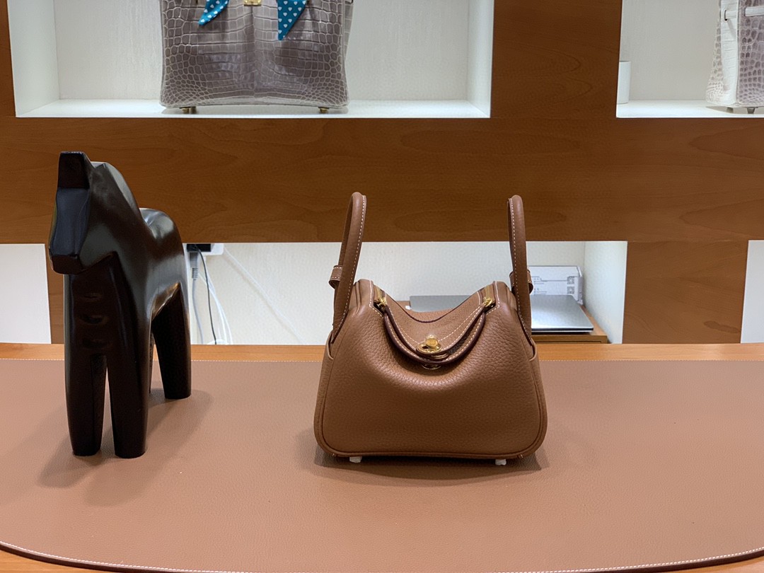 Hermès（爱马仕） minilindy 迷你琳迪 TC 金棕色 金扣