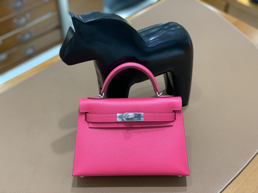 Hermès（爱马仕）mini Kelly 迷你凯莉 Epsom 银扣 i6极致粉 19cm 现货