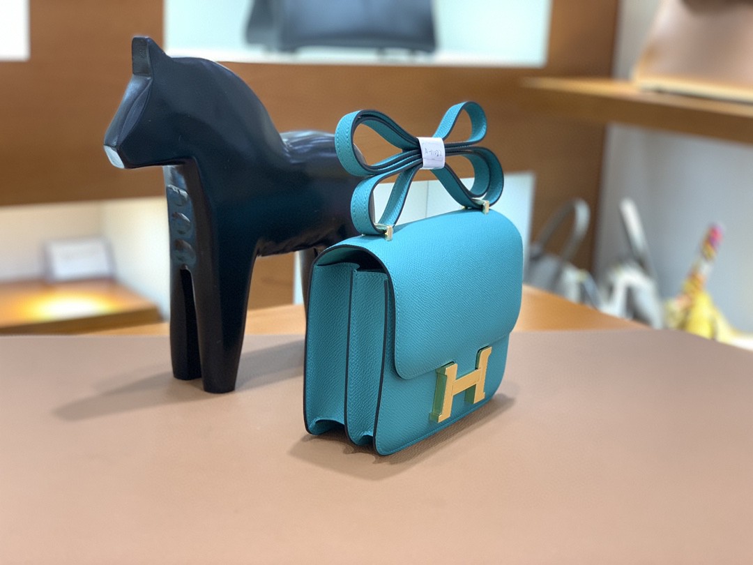 Hermès（爱马仕）Constance 空姐包 Epsom 维罗纳绿 19cm 金扣