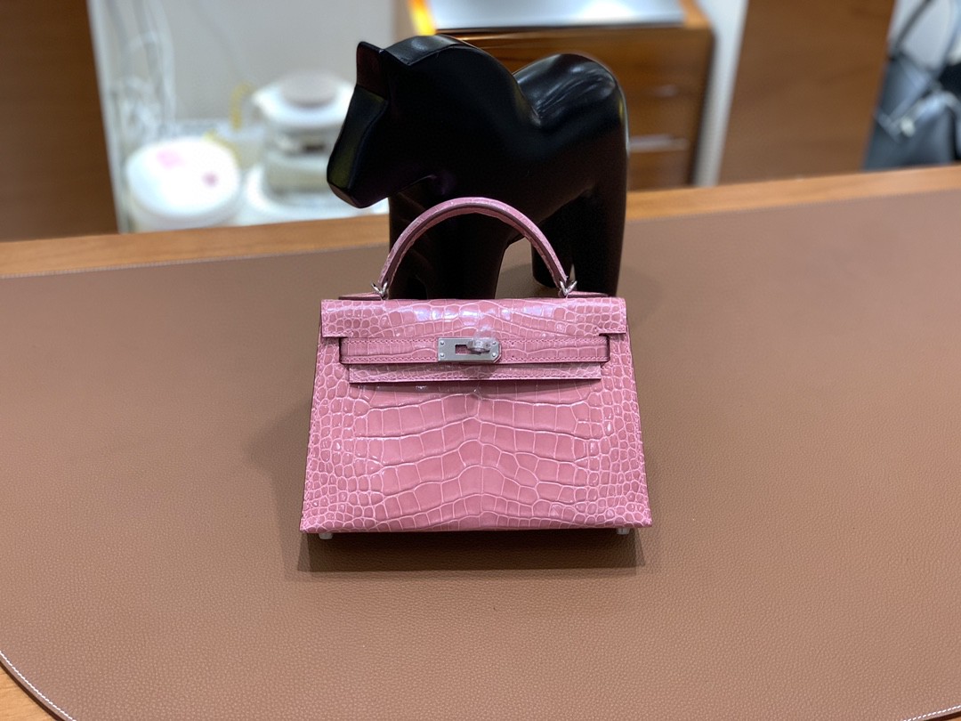 Hermès（爱马仕）minikelly 迷你凯莉 美洲鳄 樱花粉 19cm 银扣