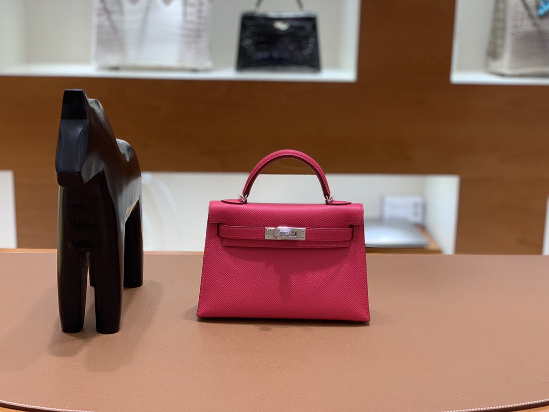 Hermès（爱马仕）mini Kelly 迷你凯莉 Epsom 银扣 i6极致粉 19cm 现货