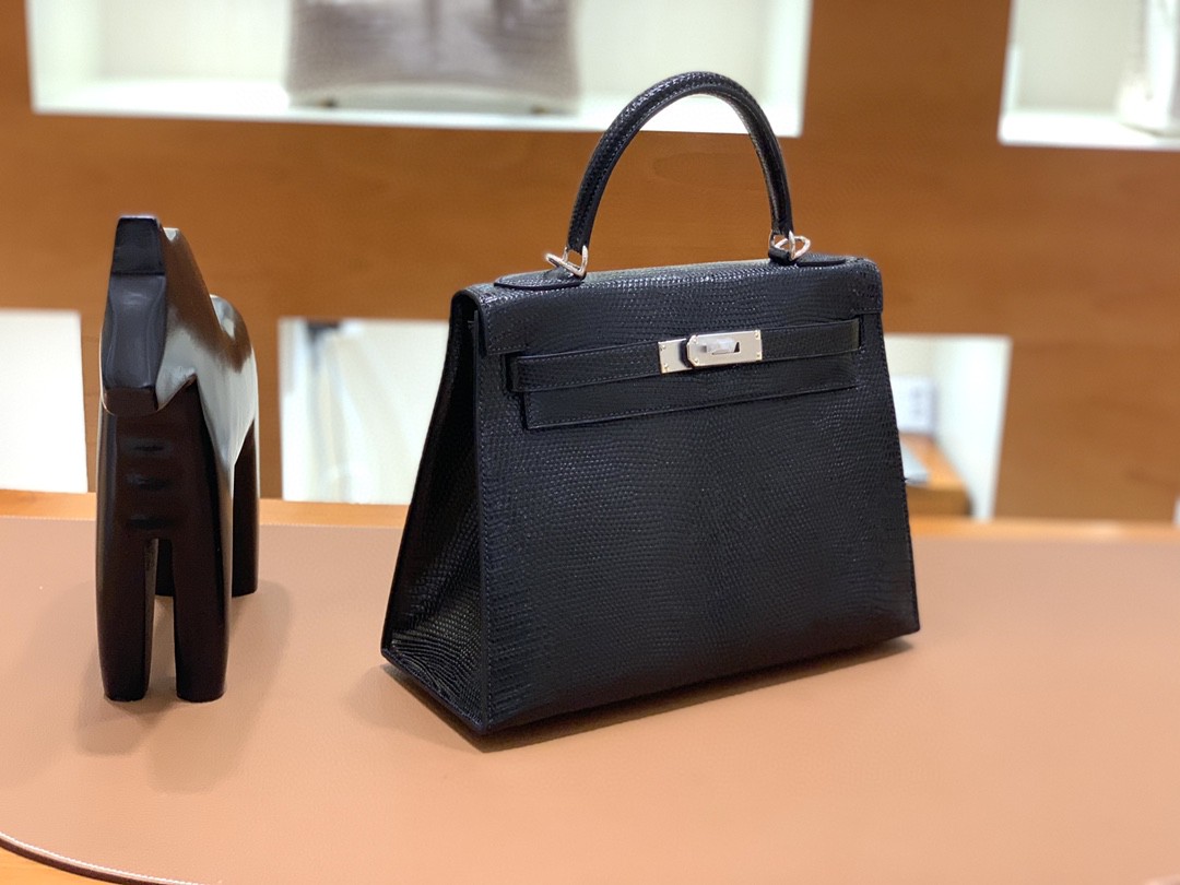 Hermès（爱马仕）Kelly 凯莉包 蜥蜴皮 黑色 银扣 28cm