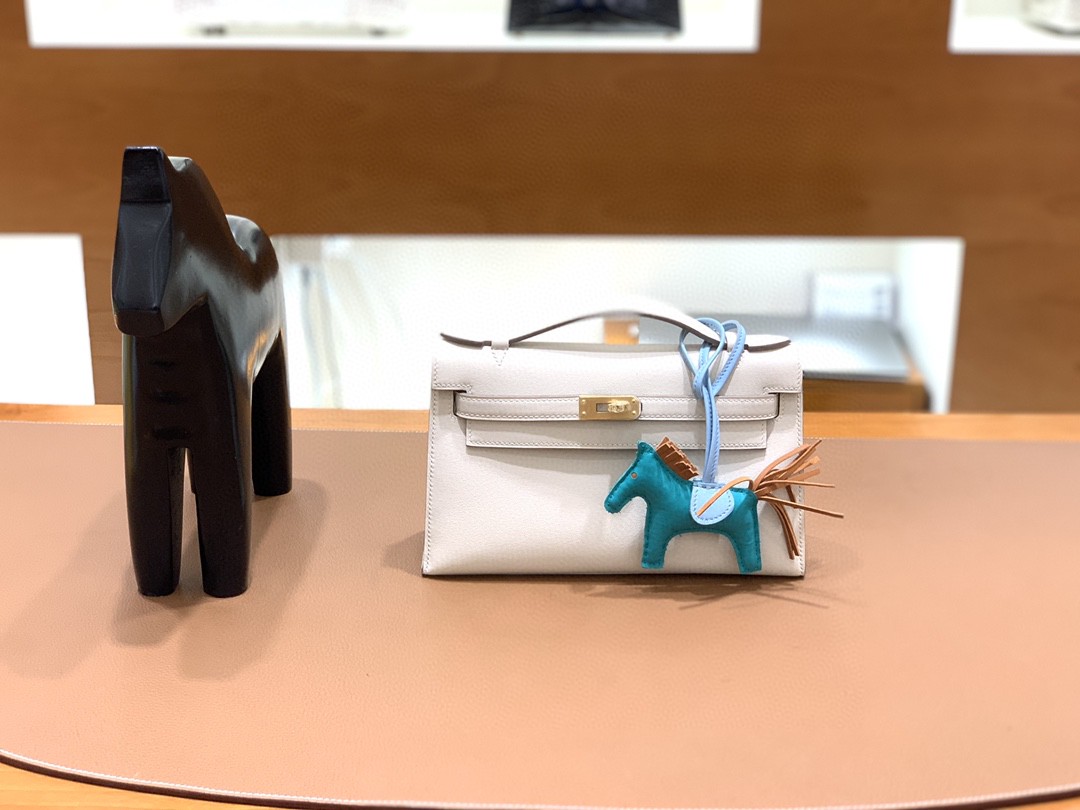 Hermès（爱马仕）mini Kelly 迷你凯莉 swift 奶昔白 金扣 22