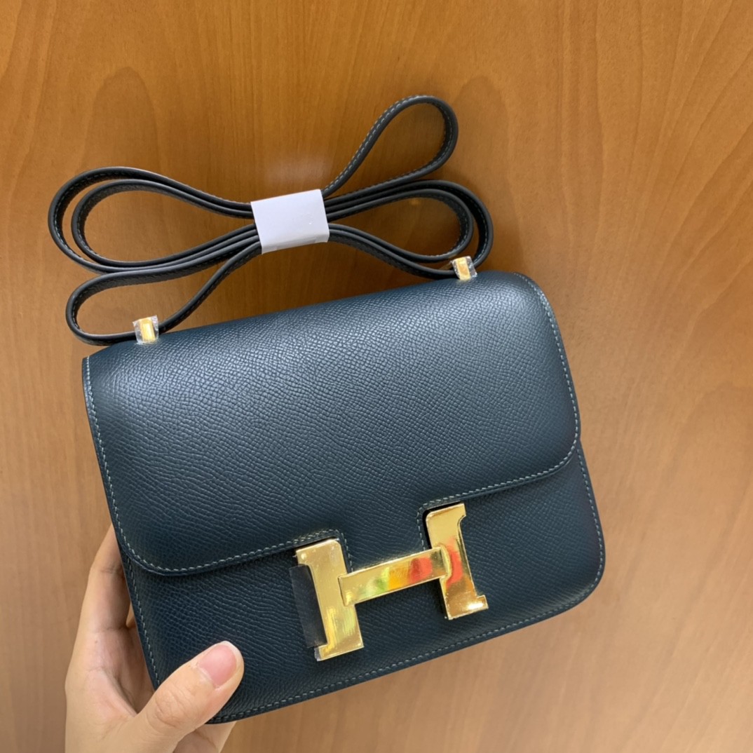 Hermès（爱马仕）Constance 空姐包 Epsom 松柏绿 19cm 金扣