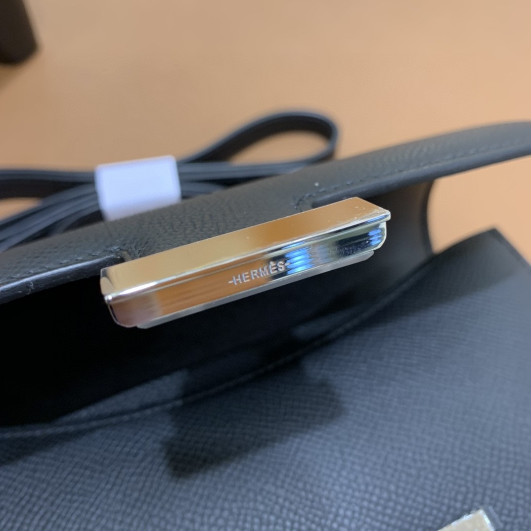 Hermès（爱马仕）Constance 空姐包 Epsom 黑色 19cm 银扣