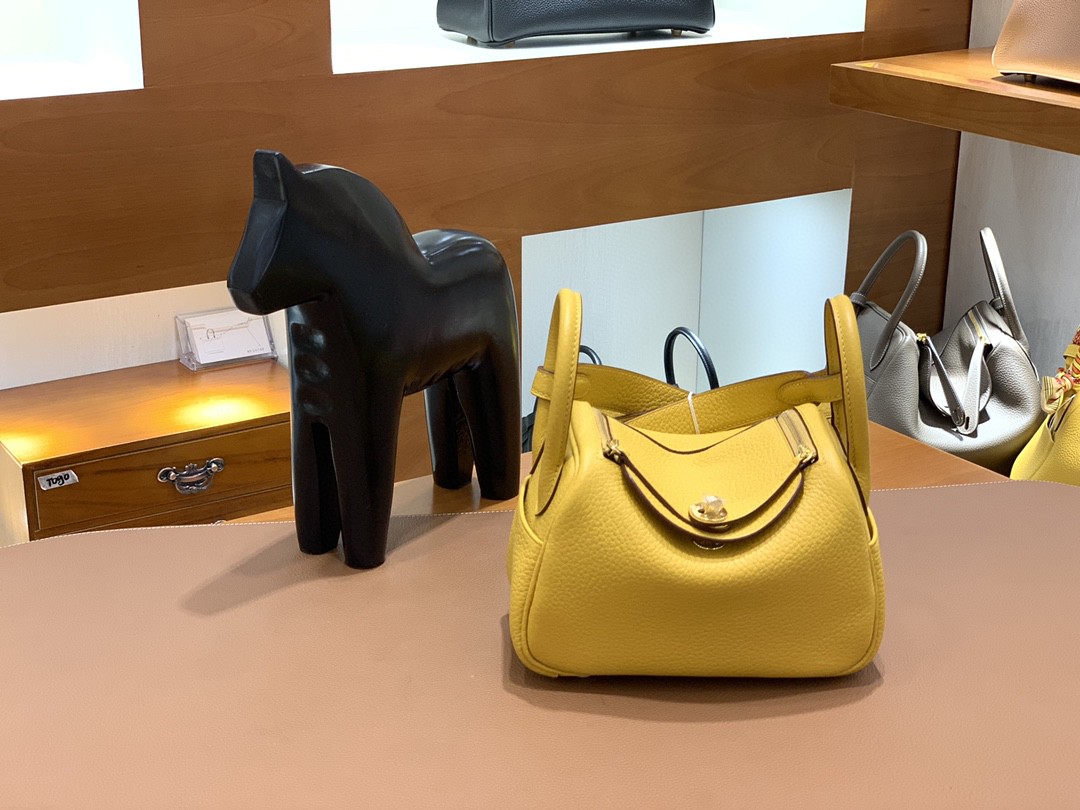 Hermès（爱马仕）mini lindy 迷你琳迪 TC 琥珀黄 金扣 19cm