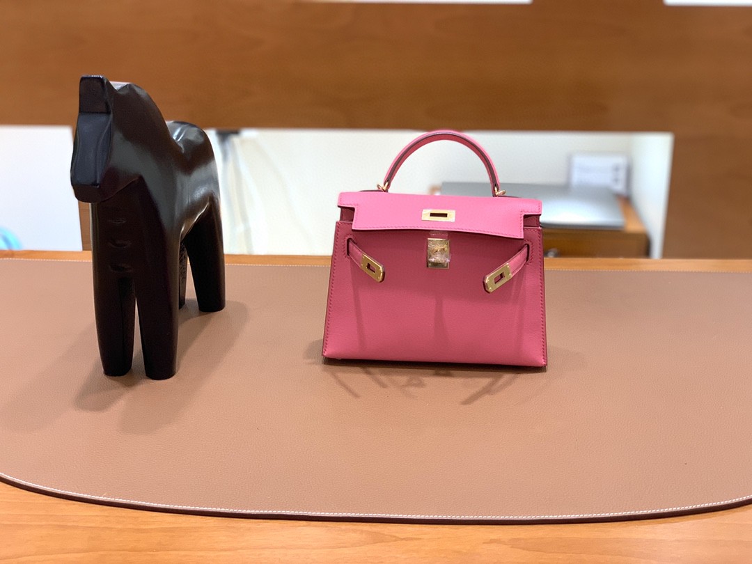 Hermès（爱马仕）minikelly 迷你凯莉 Swift 8w唇膏粉 19cm 金扣