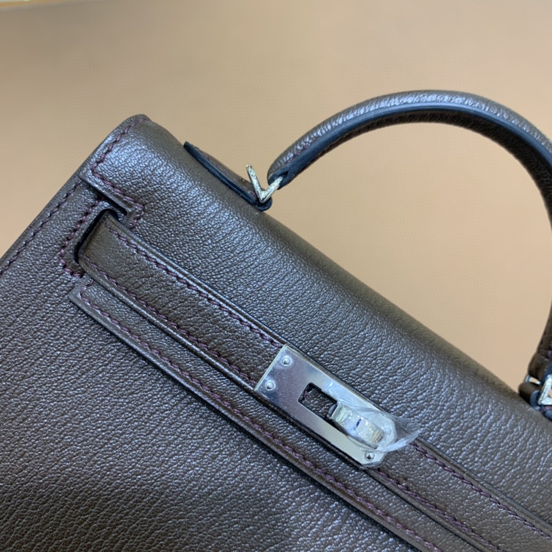 Hermès（爱马仕）mini Kelly 迷你凯莉 山羊皮 新色 哈瓦那色内拼陶瓷色 19cm 银扣