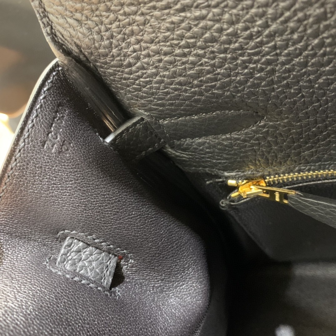 Hermès（爱马仕）Kelly 凯莉包 Togo 黑色 金扣 35cm