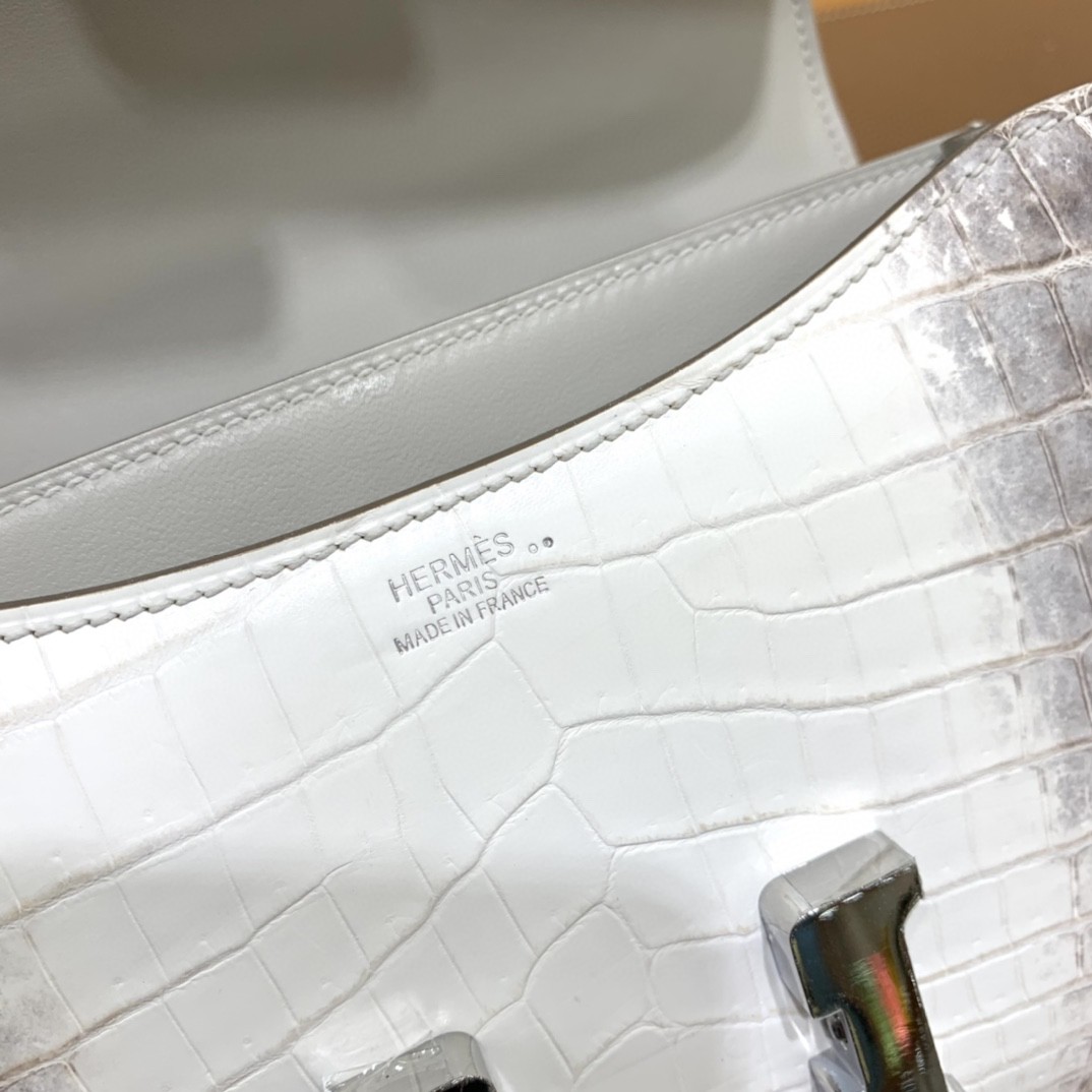 Hermès（爱马仕）Constance 空姐包 尼罗鳄 喜马拉雅 银扣 19cm