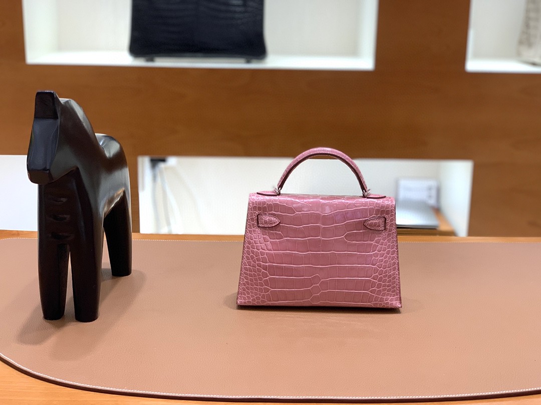 Hermès（爱马仕）minikelly 迷你凯莉 美洲鳄 樱花粉 19cm 银扣
