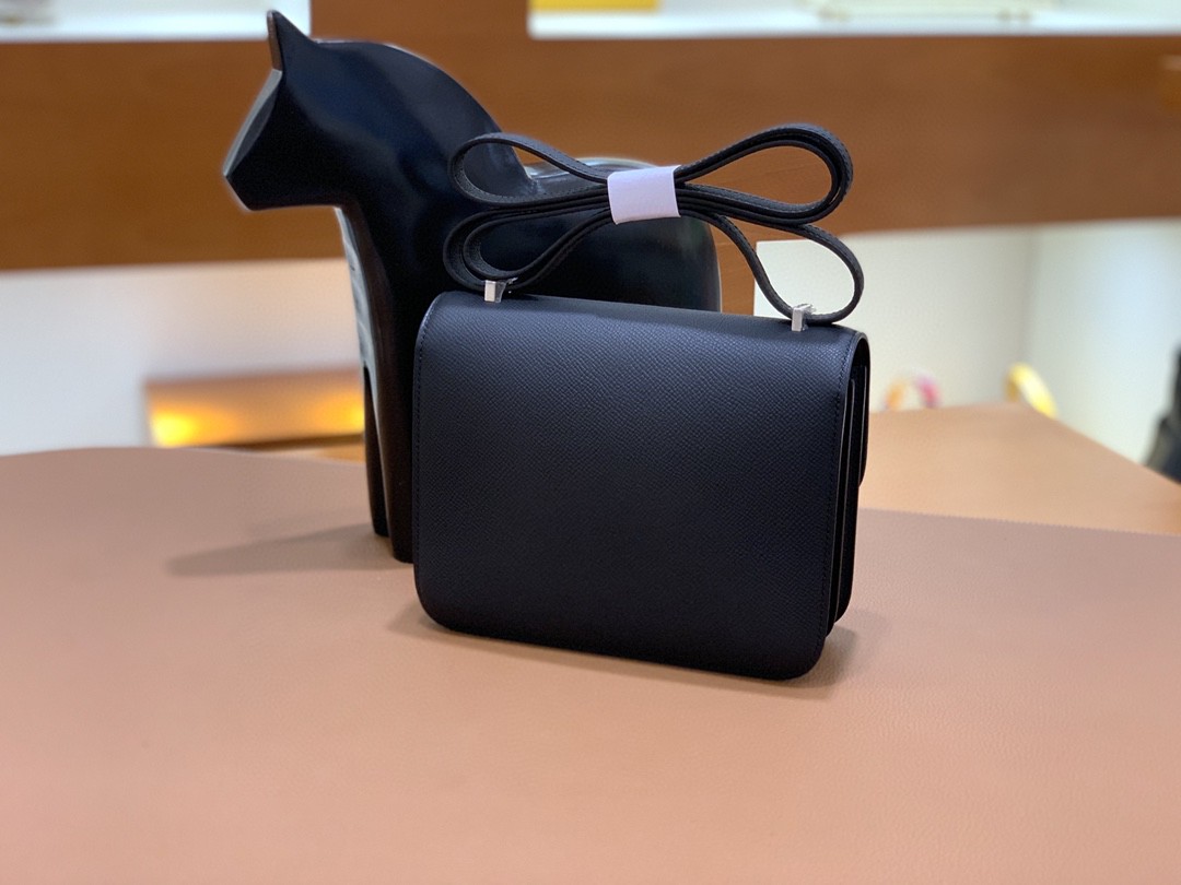 Hermès（爱马仕）Constance 空姐包 Epsom 黑色 19cm 银扣