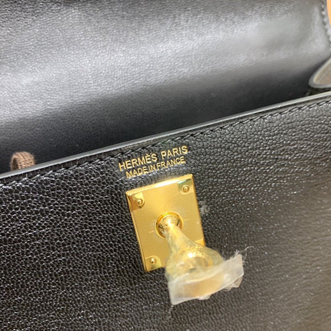 Hermès（爱马仕）minikelly 迷你凯莉 山羊皮 黑色 19cm 金扣