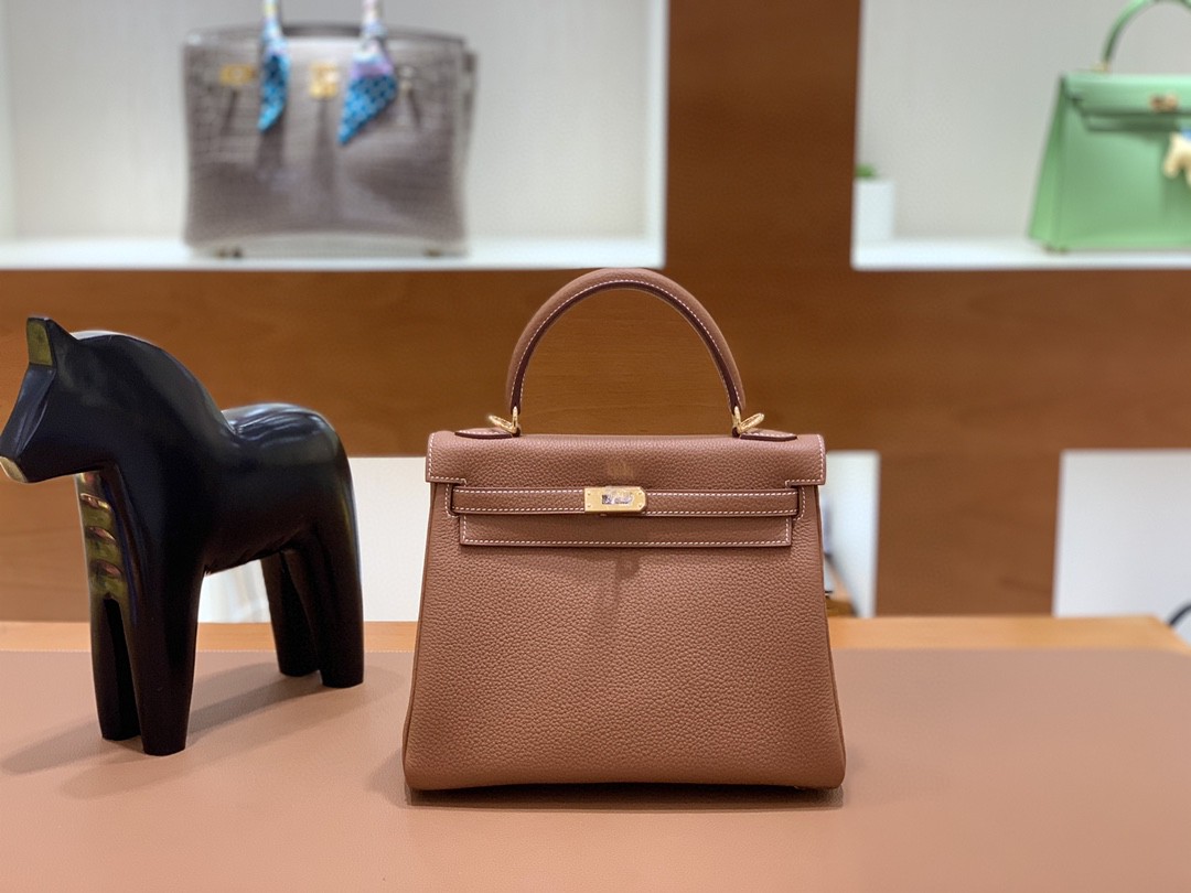 Hermès（爱马仕）Kelly 凯莉包 Togo 金棕色 金扣 25cm 现货