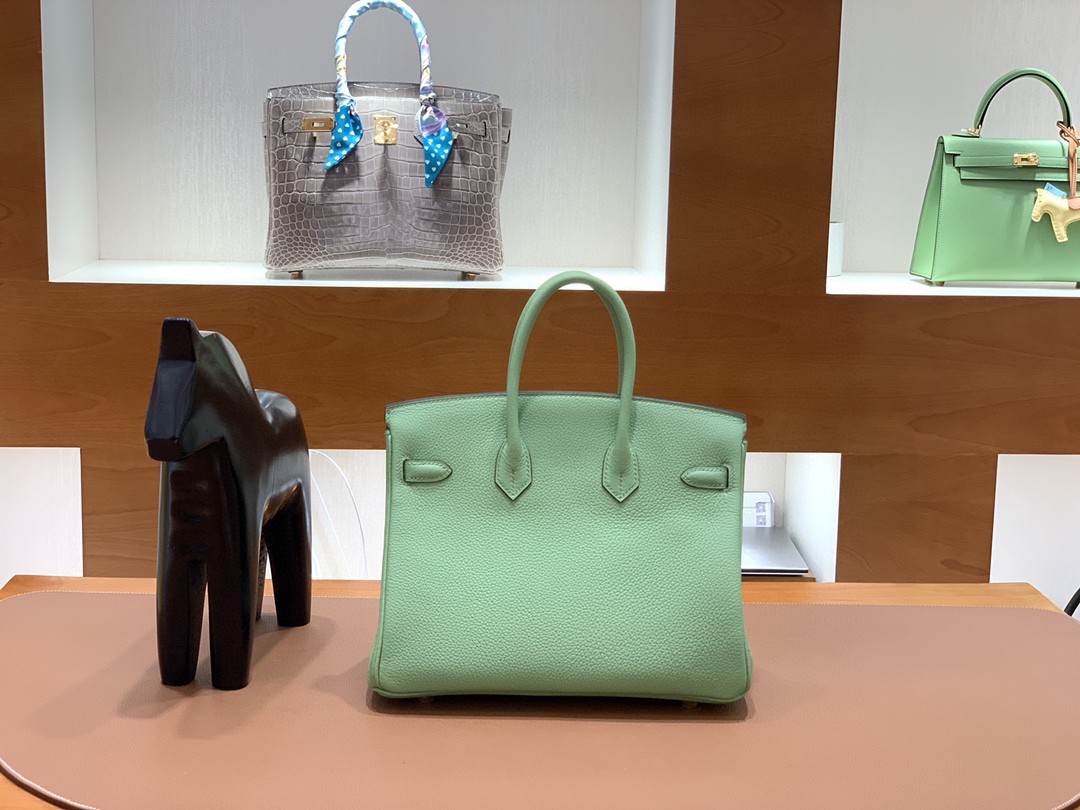 Hermès（爱马仕） Birkin 铂金包 Togo 牛油果绿 金扣 25cm