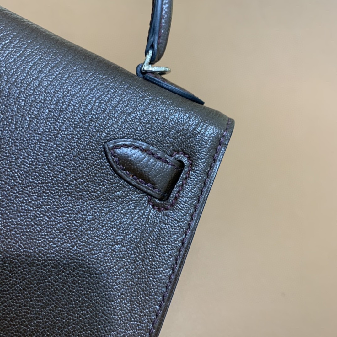 Hermès（爱马仕）mini Kelly 迷你凯莉 山羊皮 新色 哈瓦那色内拼陶瓷色 19cm 银扣