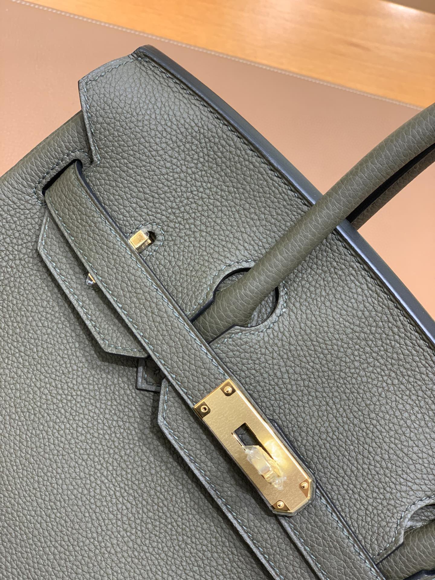 Hermès（爱马仕）Birkin 铂金包 Togo 乌木灰 金扣 30cm