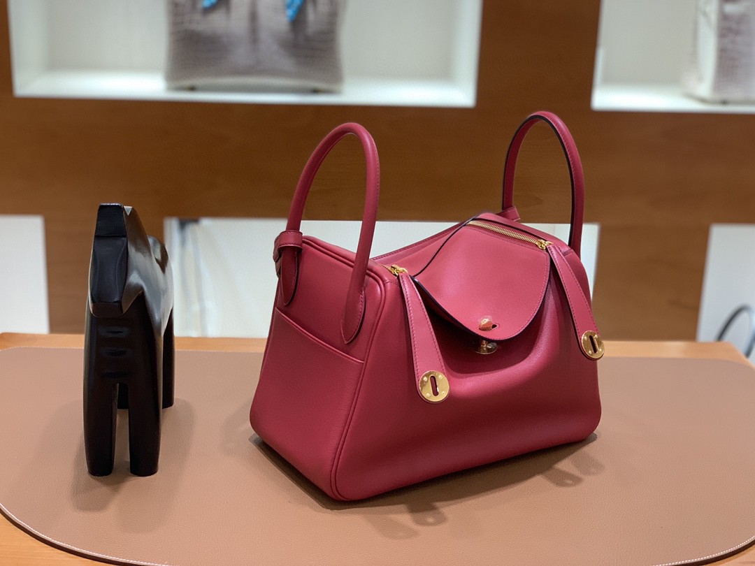 Hermès（爱马仕）Lindy 琳迪包 Swift 宝石红 金扣 30cm