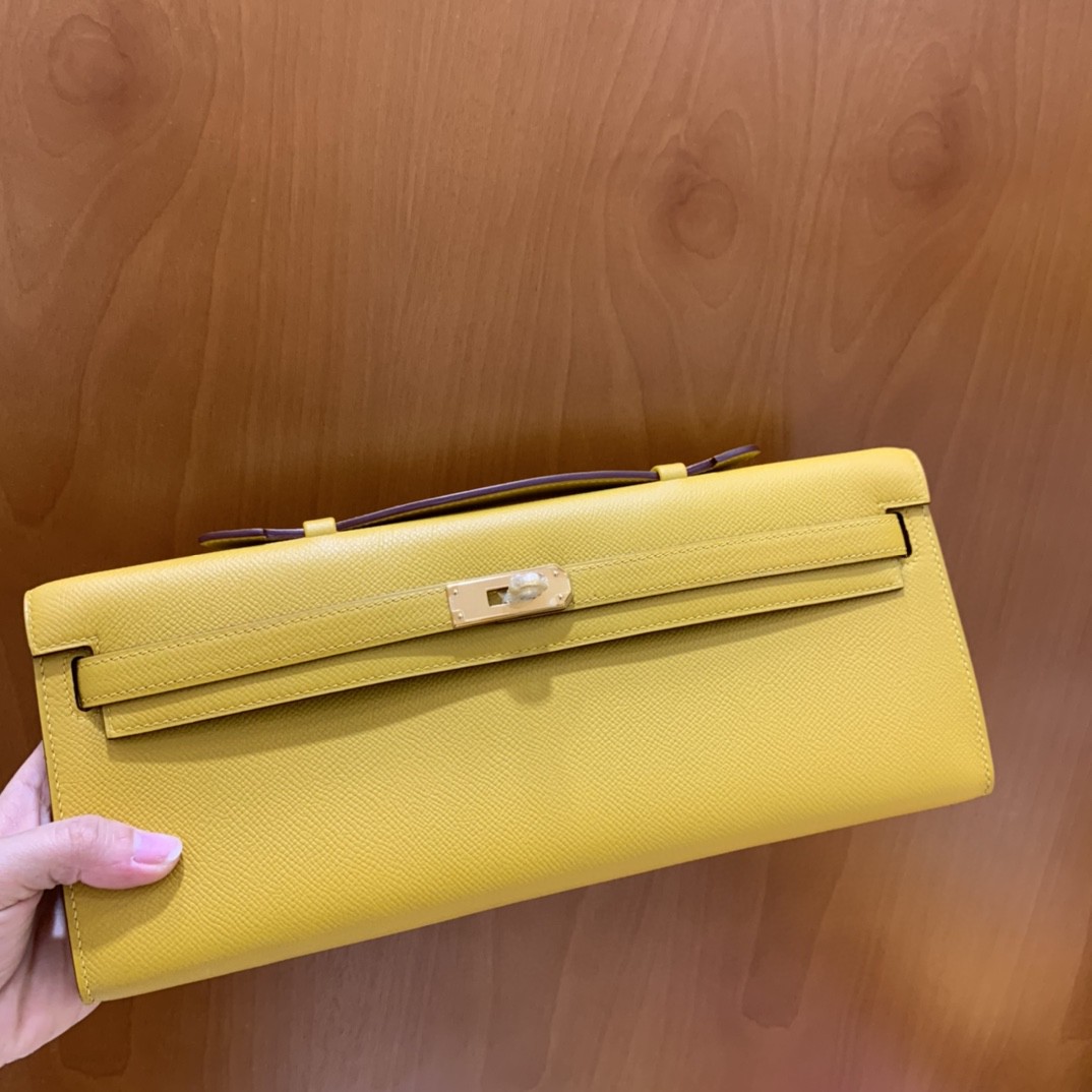 Hermès（爱马仕）miniKelly cut 琥珀黄 epsom皮 31cm 金扣