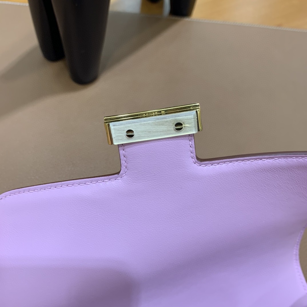 Hermès（爱马仕）Constance 空姐包 Epsom X9锦葵紫 19cm 金扣