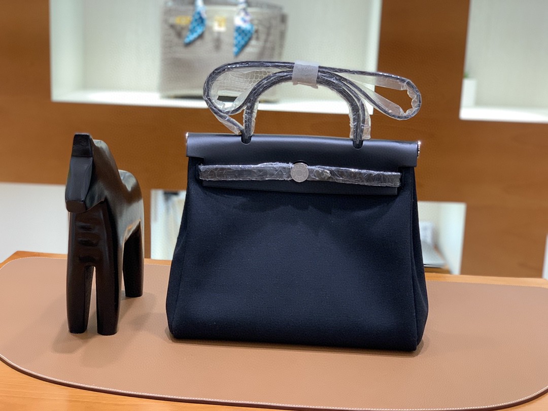 Hermès（爱马仕）herbag Box帆布 黑色 内缝 银扣 31cm