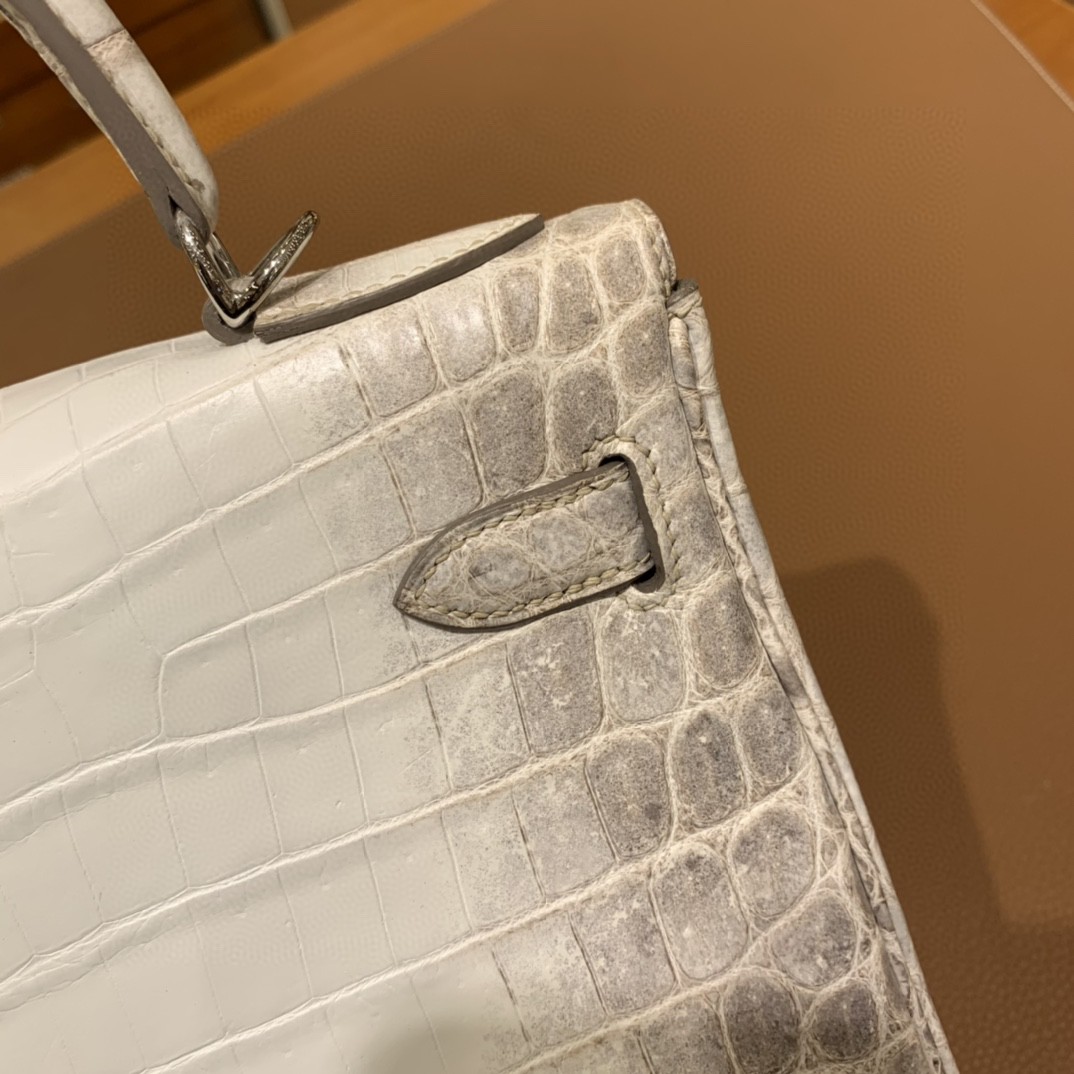 Hermès（爱马仕）Kelly 凯莉包 尼罗鳄 喜马拉雅 28 银扣