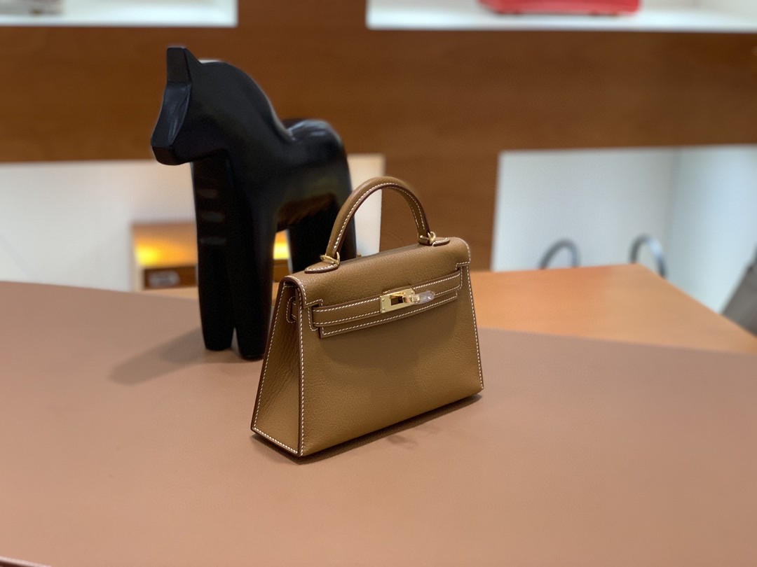 Hermès（爱马仕）minikelly 迷你凯莉 山羊皮 金棕色 19cm 金扣