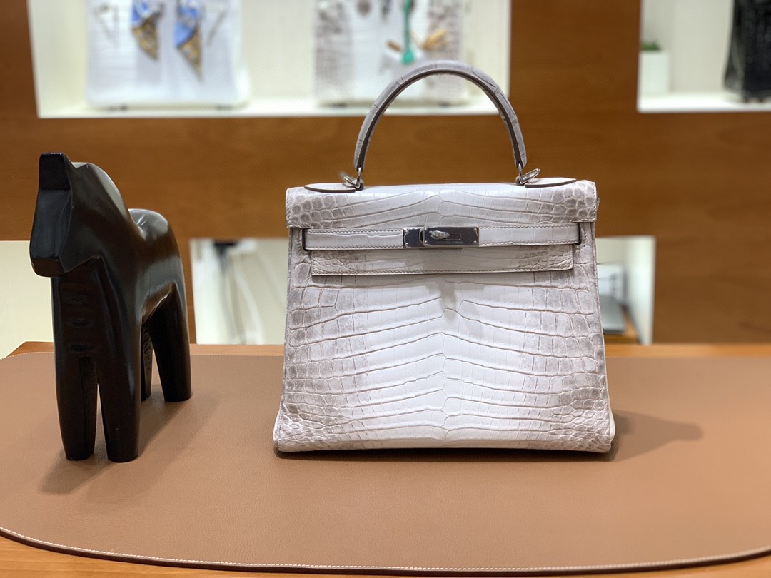 Hermès（爱马仕）Kelly 凯莉包 尼罗鳄 喜马拉雅 28 银扣