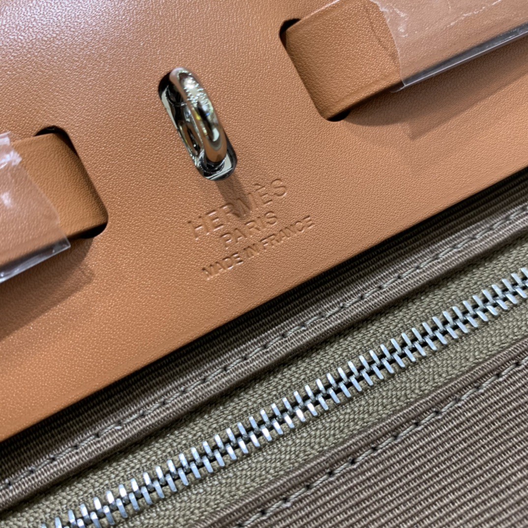 Hermès（爱马仕）herbag Box帆布 金棕色拼大象灰 银扣 31cm