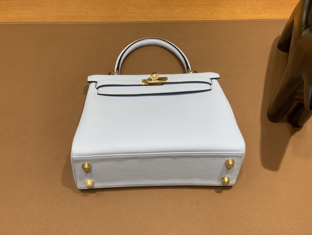 Hermès（爱马仕）Kelly 凯莉包 Togo T0 雾霾蓝 金扣 25cm