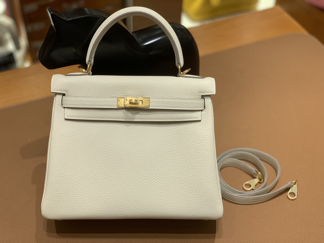 Hermès（爱马仕）Kelly 凯莉包 Togo CC10 奶昔白 金扣 25cm