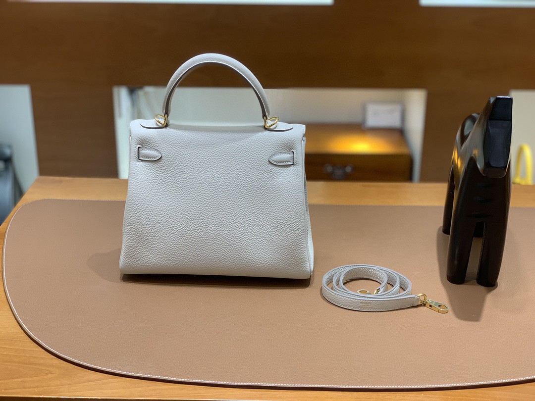Hermès（爱马仕）Kelly 凯莉包 Togo CC10 奶昔白 金扣 25cm