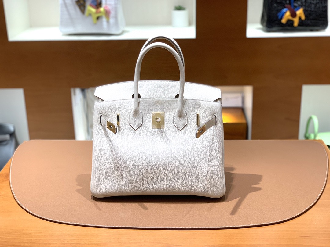 Hermès（爱马仕）Birkin 铂金包 Togo 奶昔白 金扣 30cm